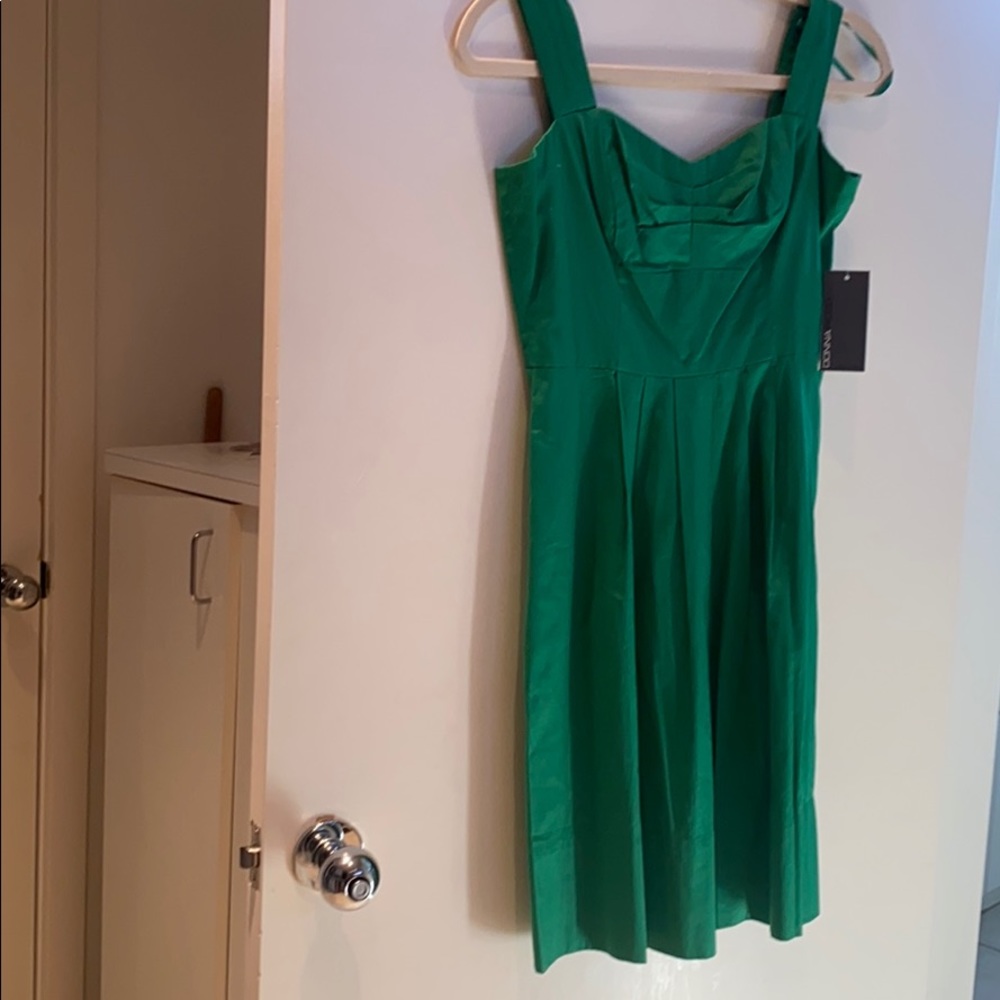 NWT Emerald Green Donna Rocco Dress